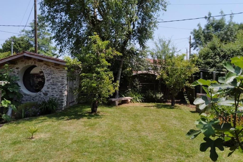Maison A La Campagne Les Brouzils Kültér fotó